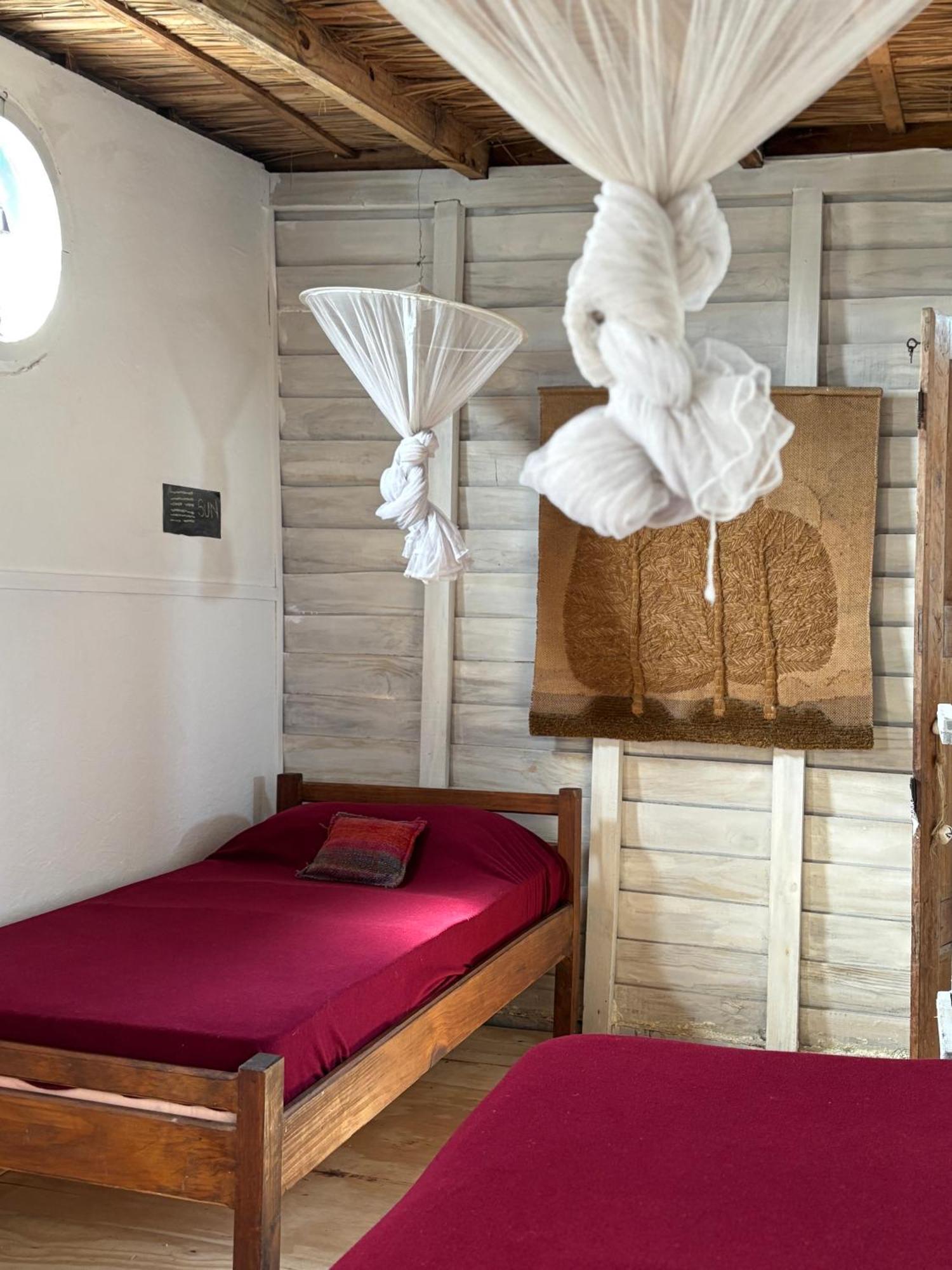 Casa Satori Hostel บาร์ฮา จิ วาลิซาส ภายนอก รูปภาพ