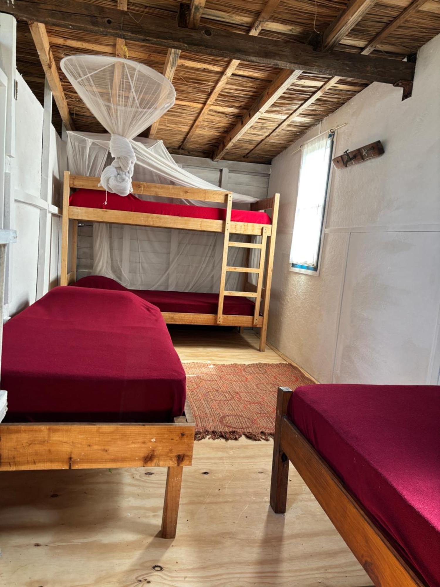 Casa Satori Hostel บาร์ฮา จิ วาลิซาส ภายนอก รูปภาพ